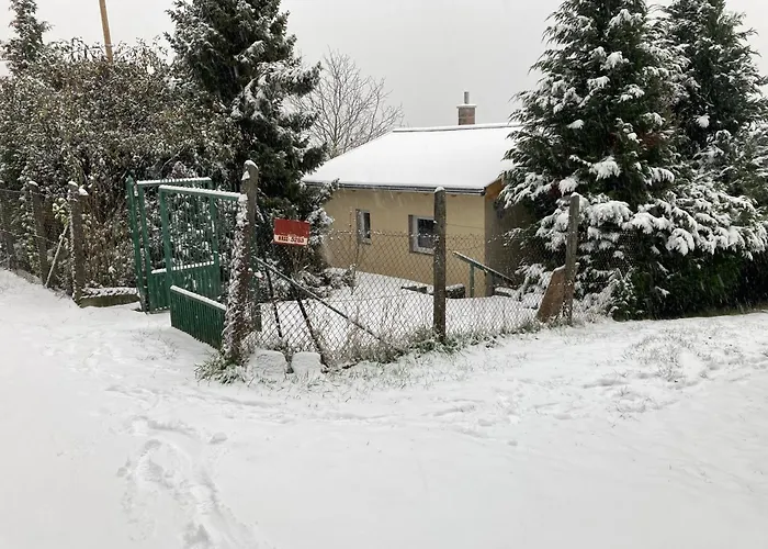 Haziko A Domboldalon
